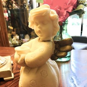 Windsong Angel by Romans, Inc.